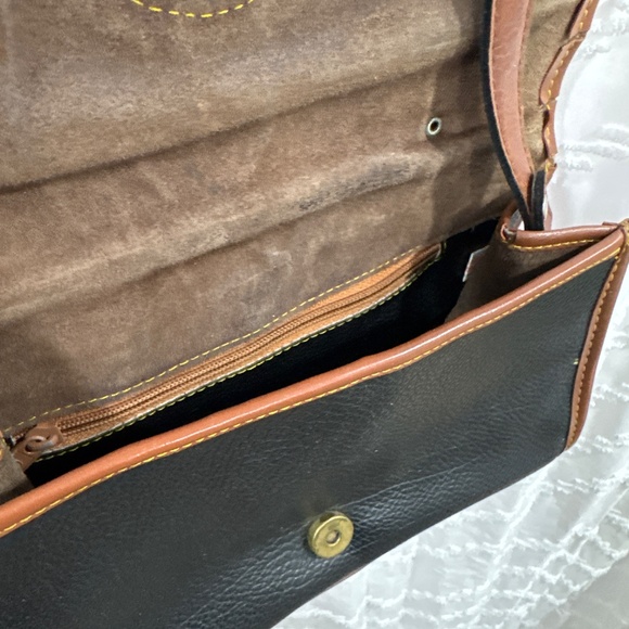 Vintage Dooney & Bourke all weather leather purse - Picture 6 of 7